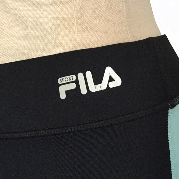 FILA Athletic Workout Skimmers/Capris! - Picture 6 of 7